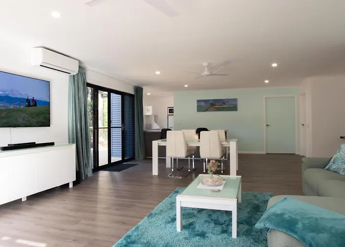 Korindi Bnb 2 Bdrm House At Long Beach Including Breakfast